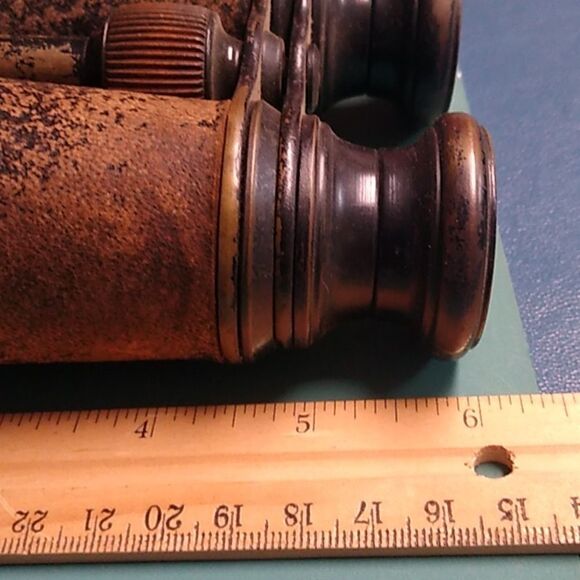 Vintage Leather Case Binoculars Cottagecore Country Outside Bird Watching - Picture 6 of 6